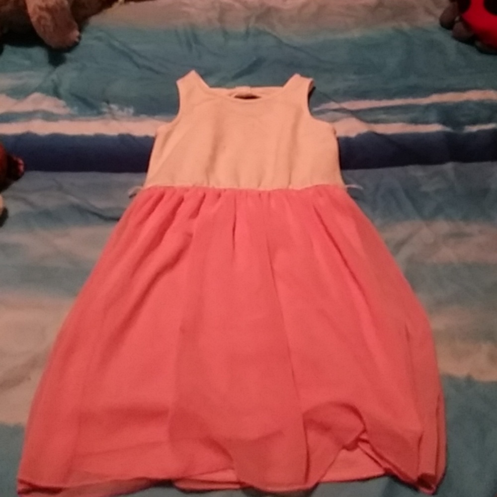 Dress - Picture 2 of 3
